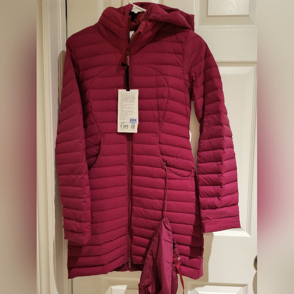 Like new Lululemon pack it down long jacket sz4
